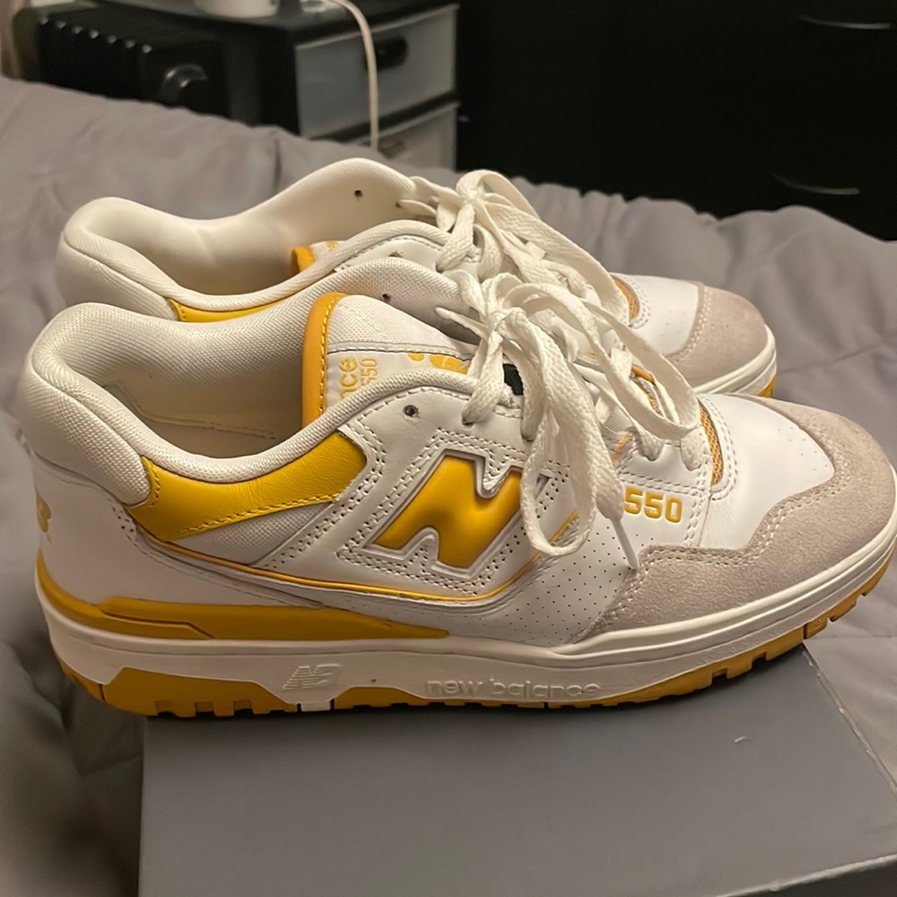 New Balance 550